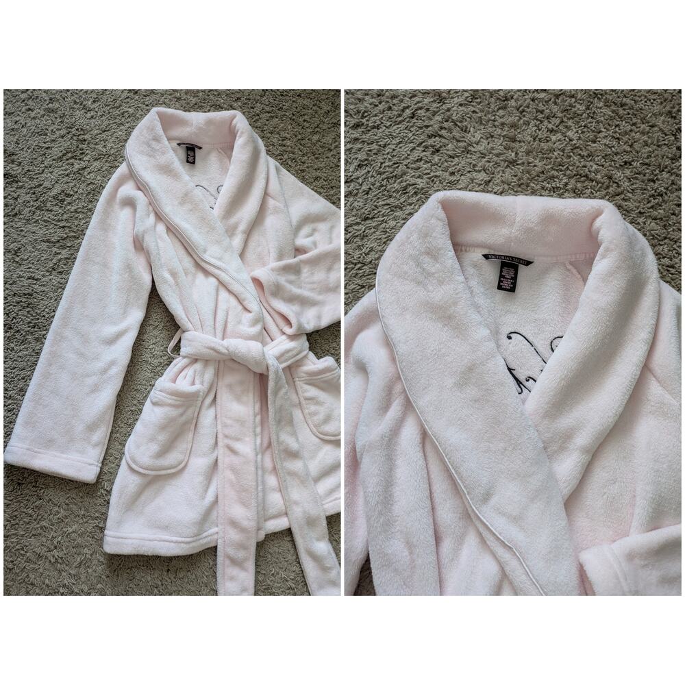 Victorias Secret Embroidered Logo Plush Fleece Robe S Baby Pink Barbie Coquette - Picture 9 of 9